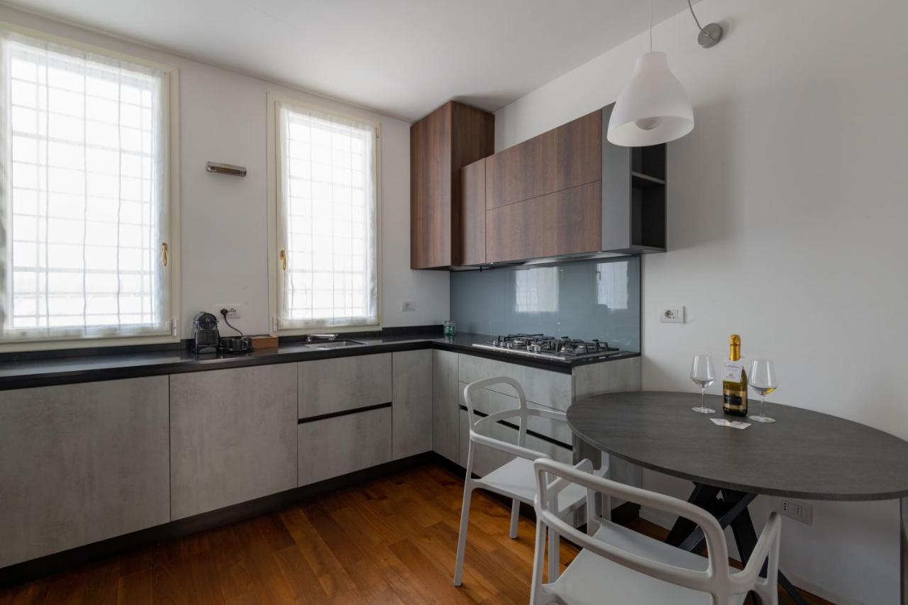 Milano Apartments Voghera Milão Exterior foto